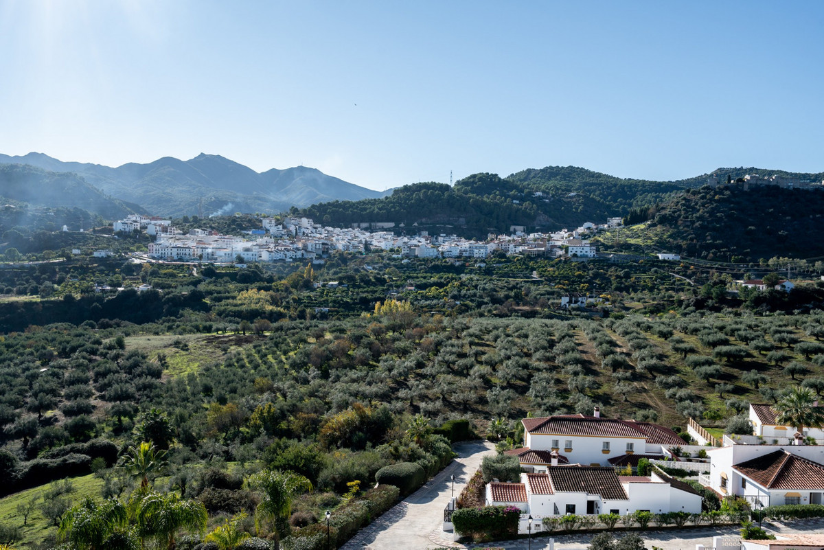 Te koop Herenhuis Costa Del Sol Monda € 349.000,-