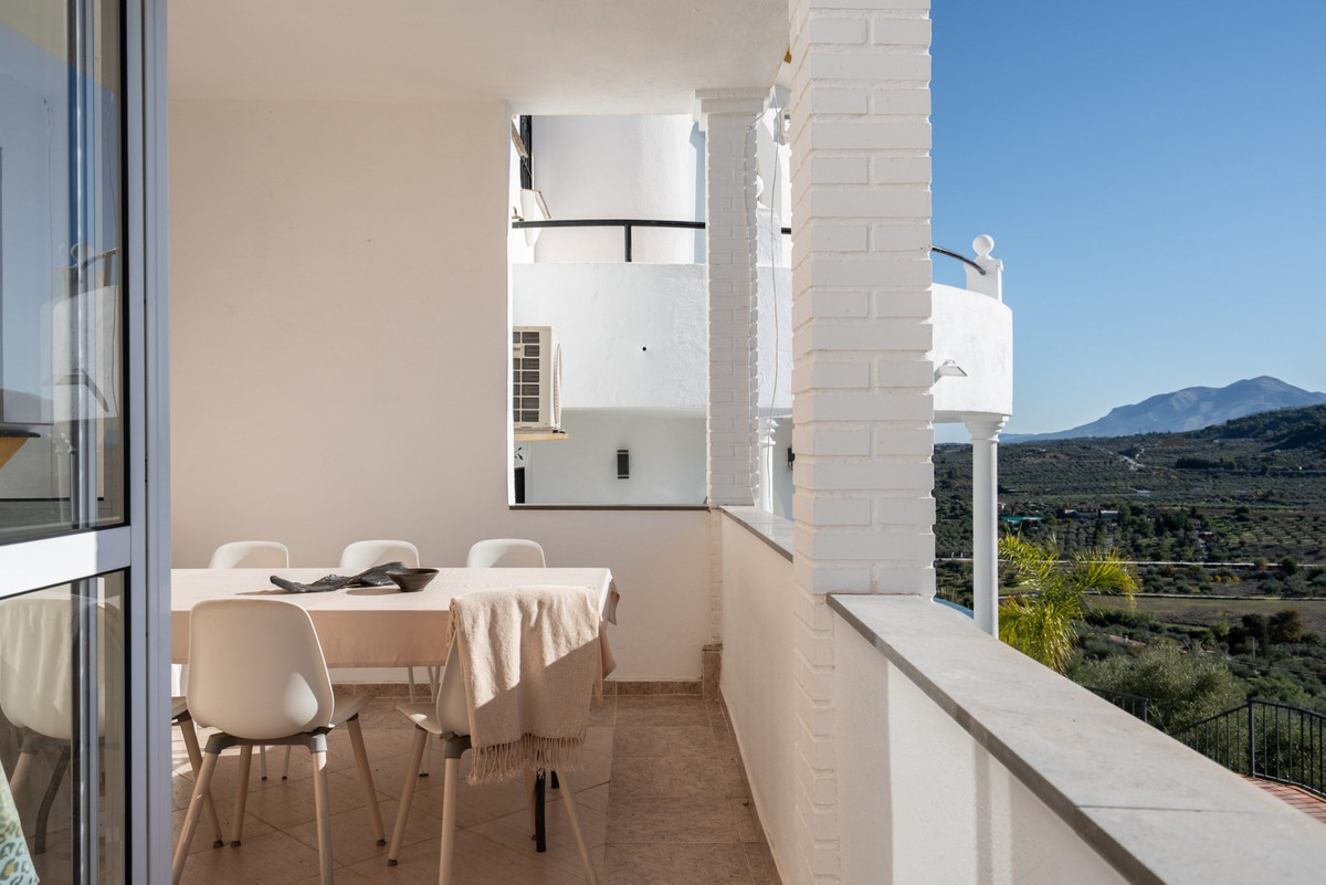 Te koop Herenhuis Costa Del Sol Monda € 349.000,-