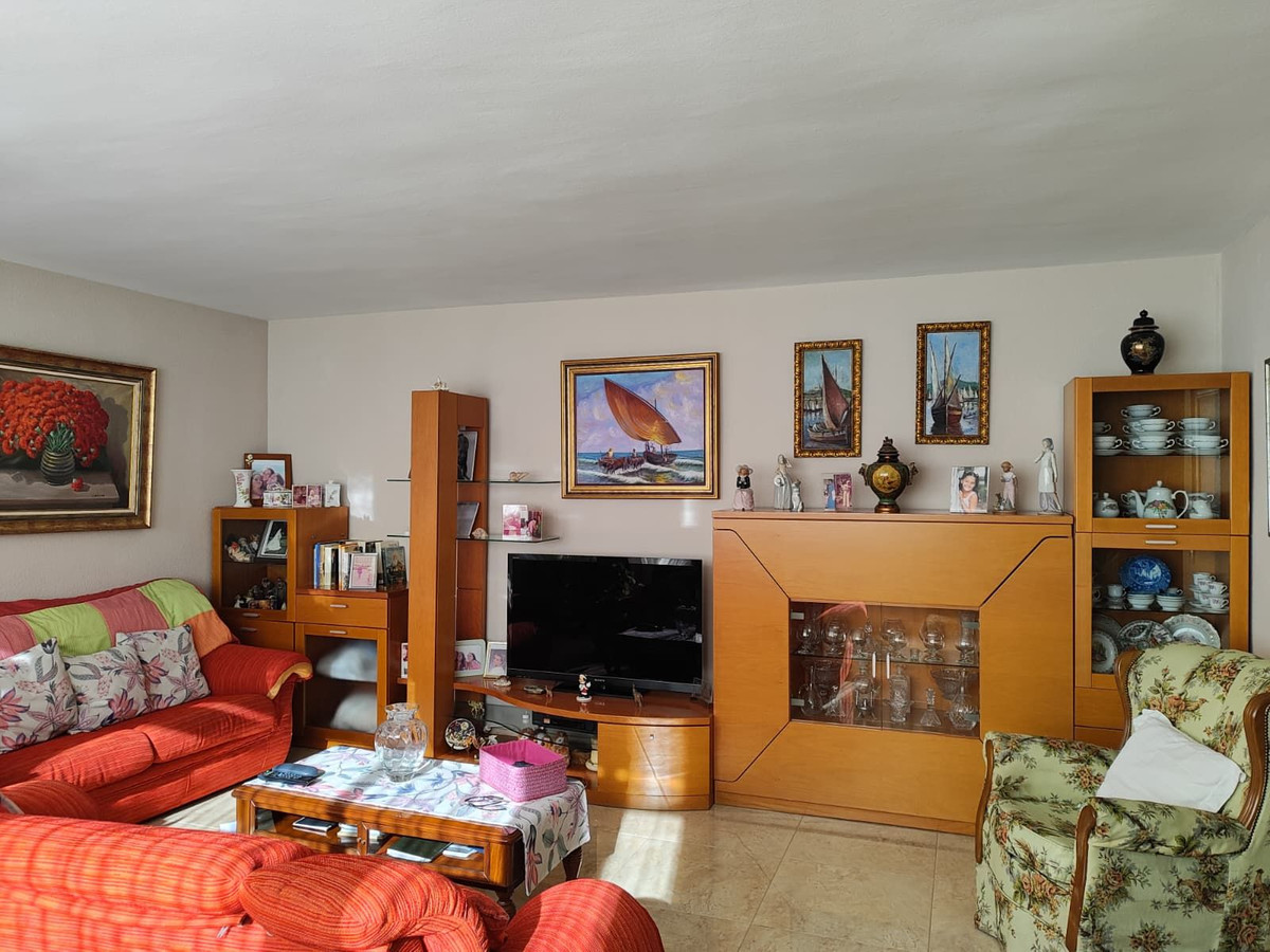 Te koop Middle Floor Apartment Costa Del Sol Torremolinos € 360.000,-