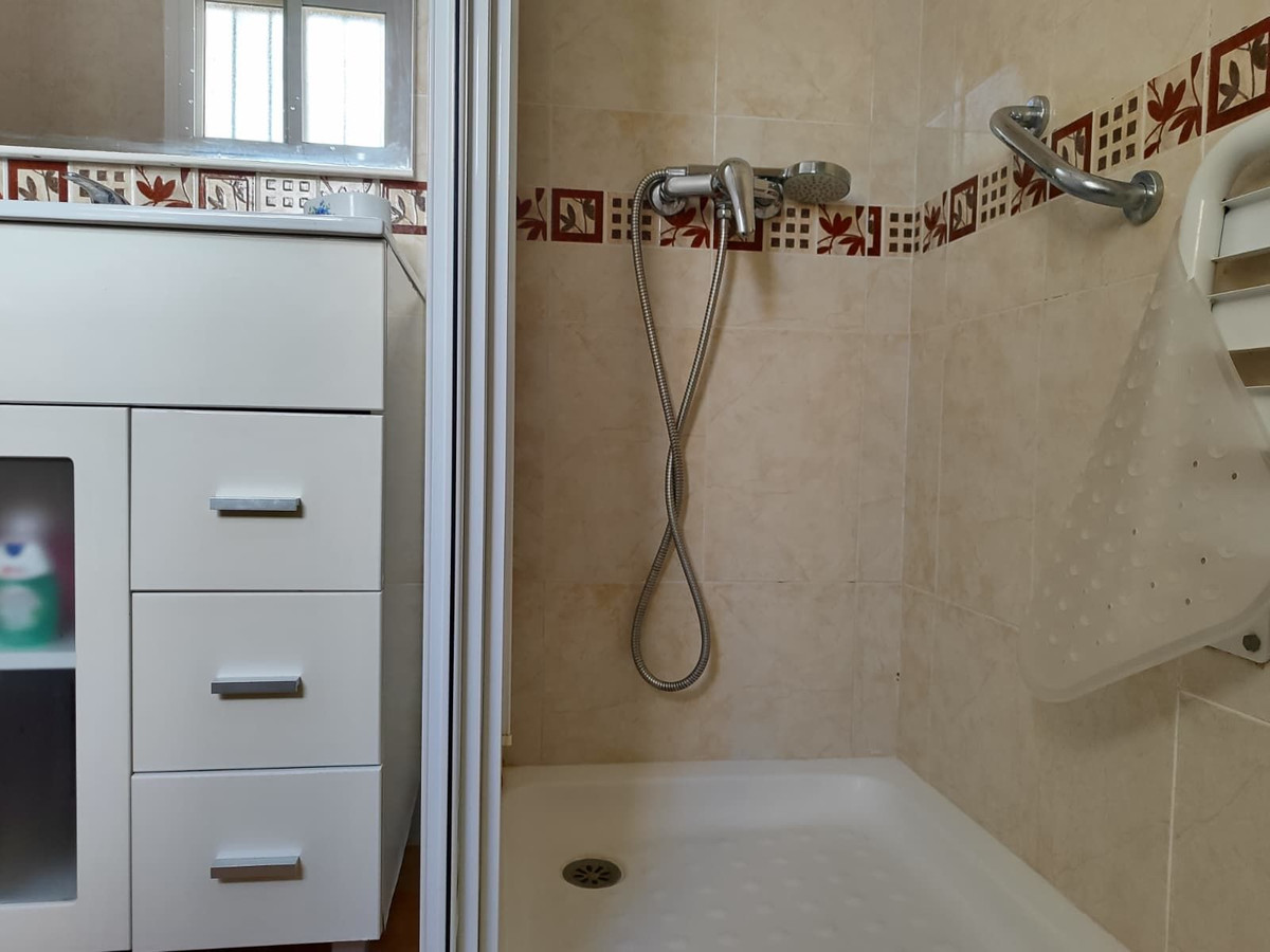 Te koop Middle Floor Apartment Costa Del Sol Torremolinos € 360.000,-