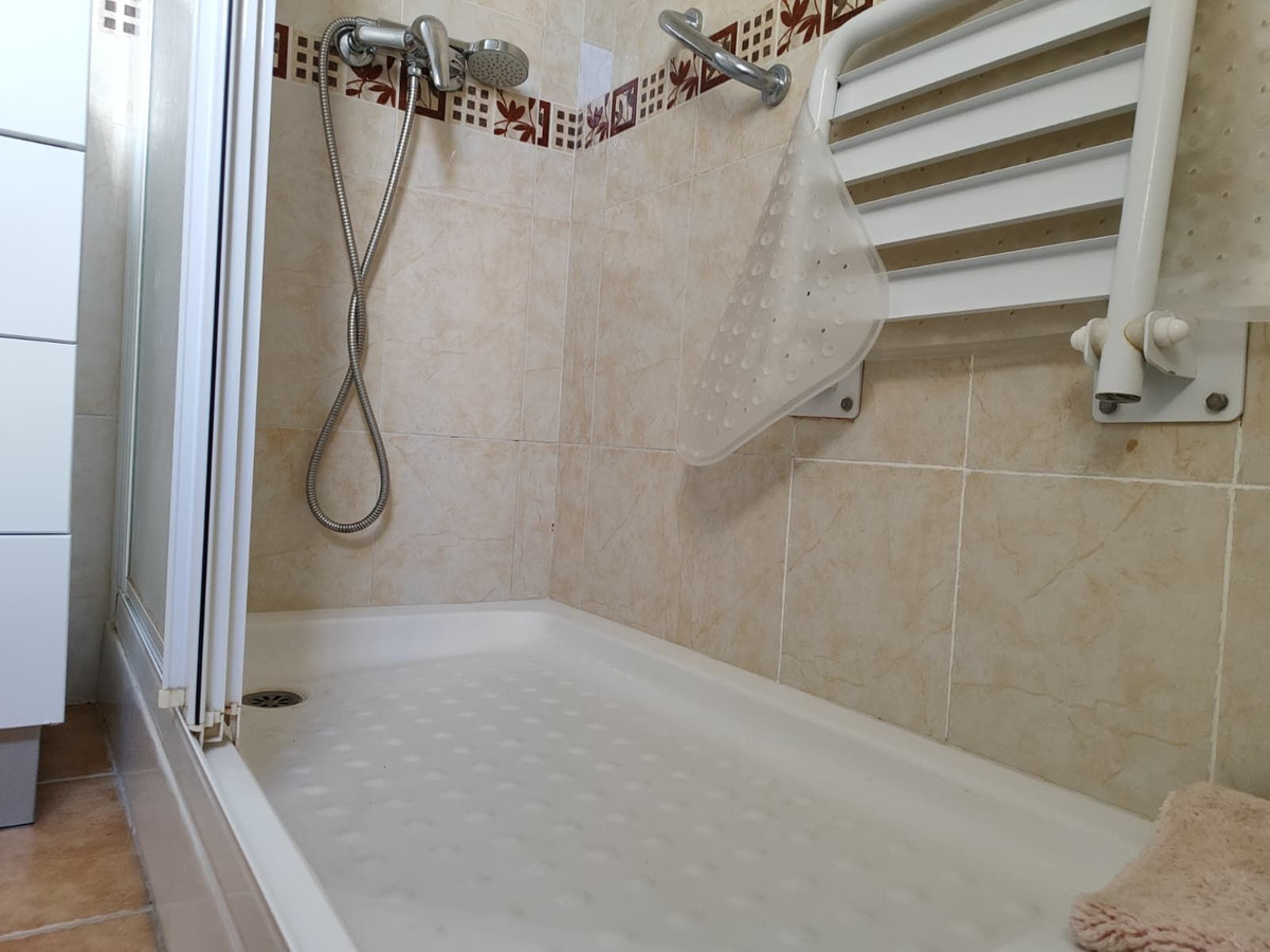 Te koop Middle Floor Apartment Costa Del Sol Torremolinos € 360.000,-