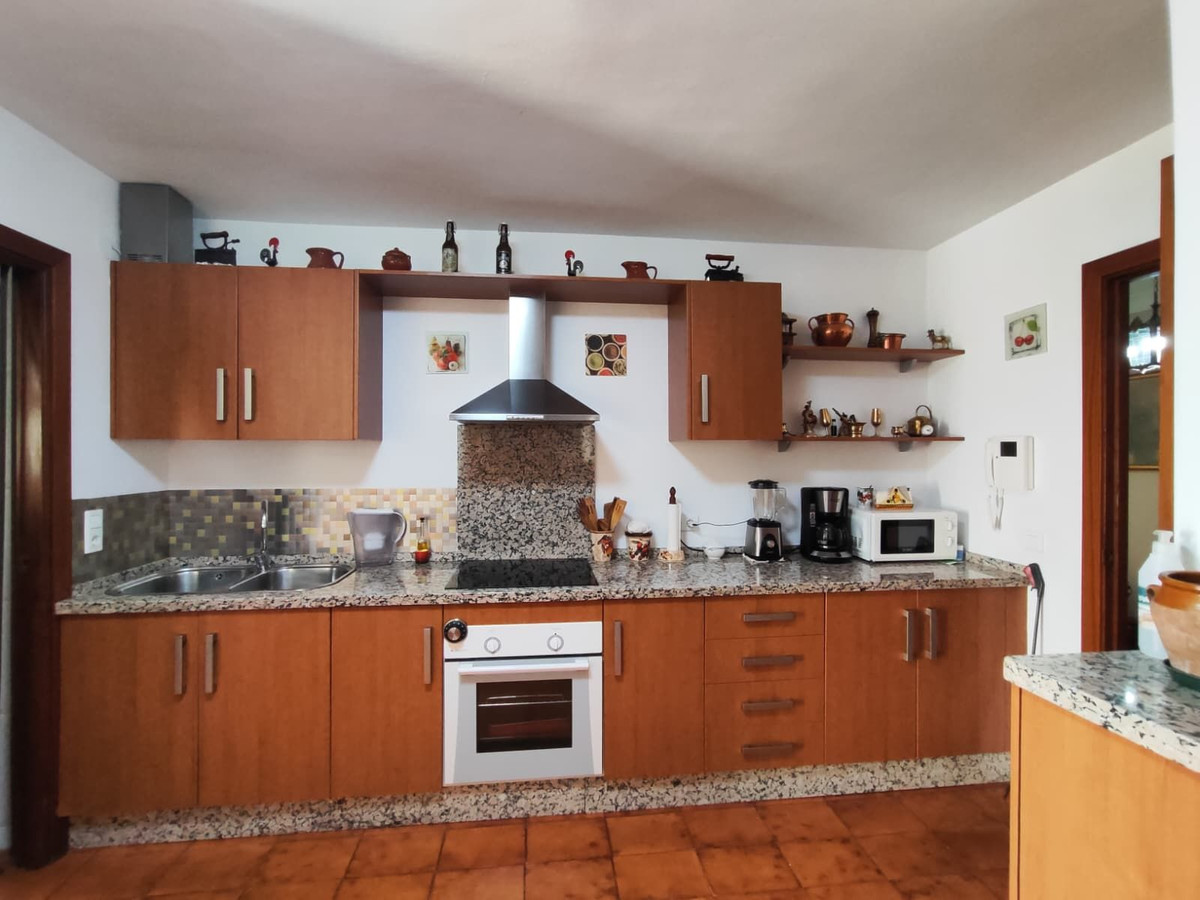 Te koop Middle Floor Apartment Costa Del Sol Torremolinos € 360.000,-