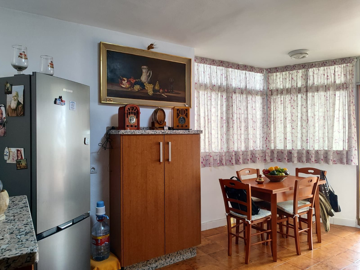 Te koop Middle Floor Apartment Costa Del Sol Torremolinos € 360.000,-