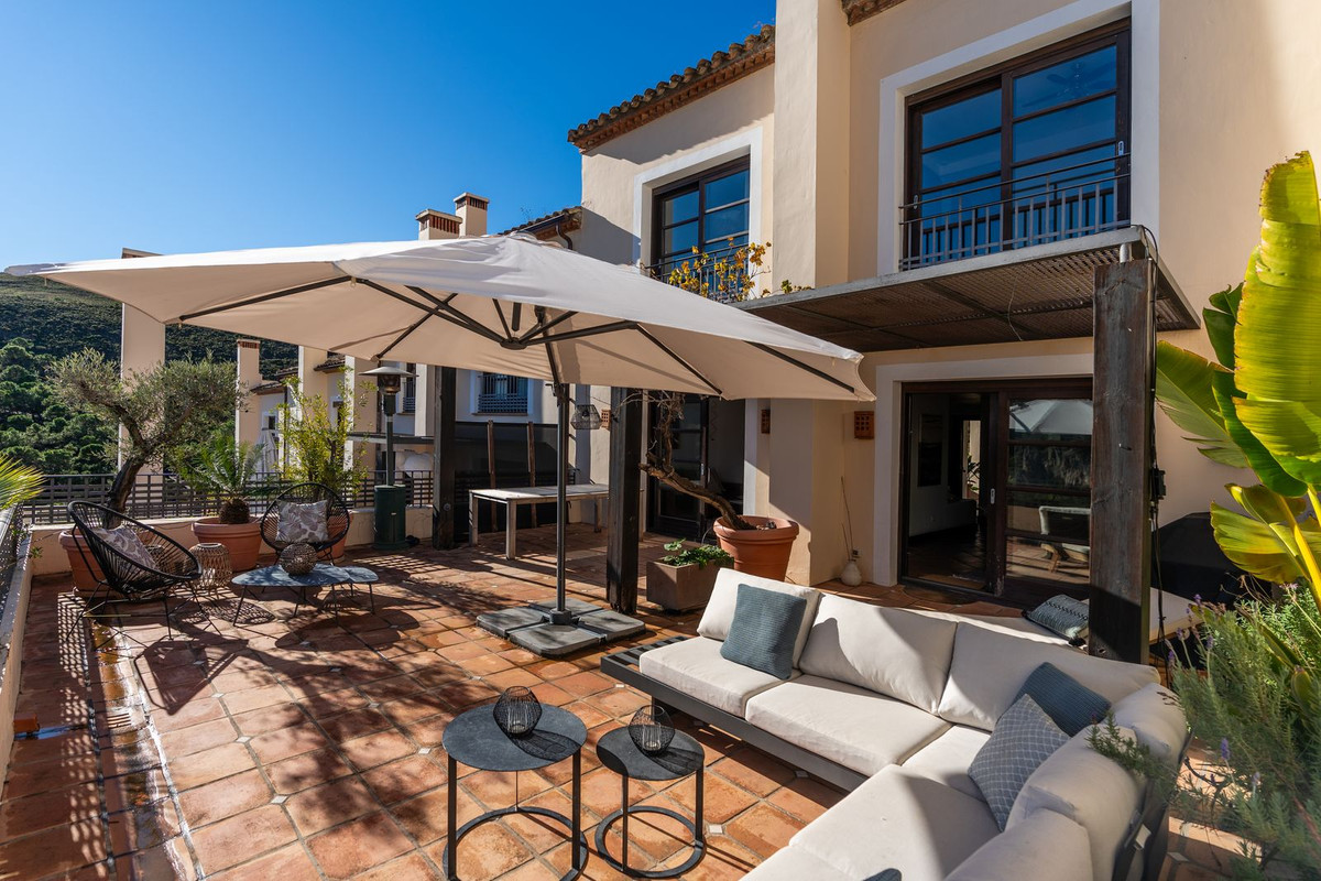 Te koop Herenhuis Costa Del Sol Benahavís € 695.000,-