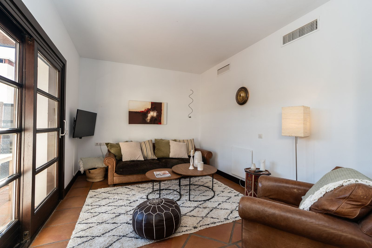 Te koop Herenhuis Costa Del Sol Benahavís € 695.000,-