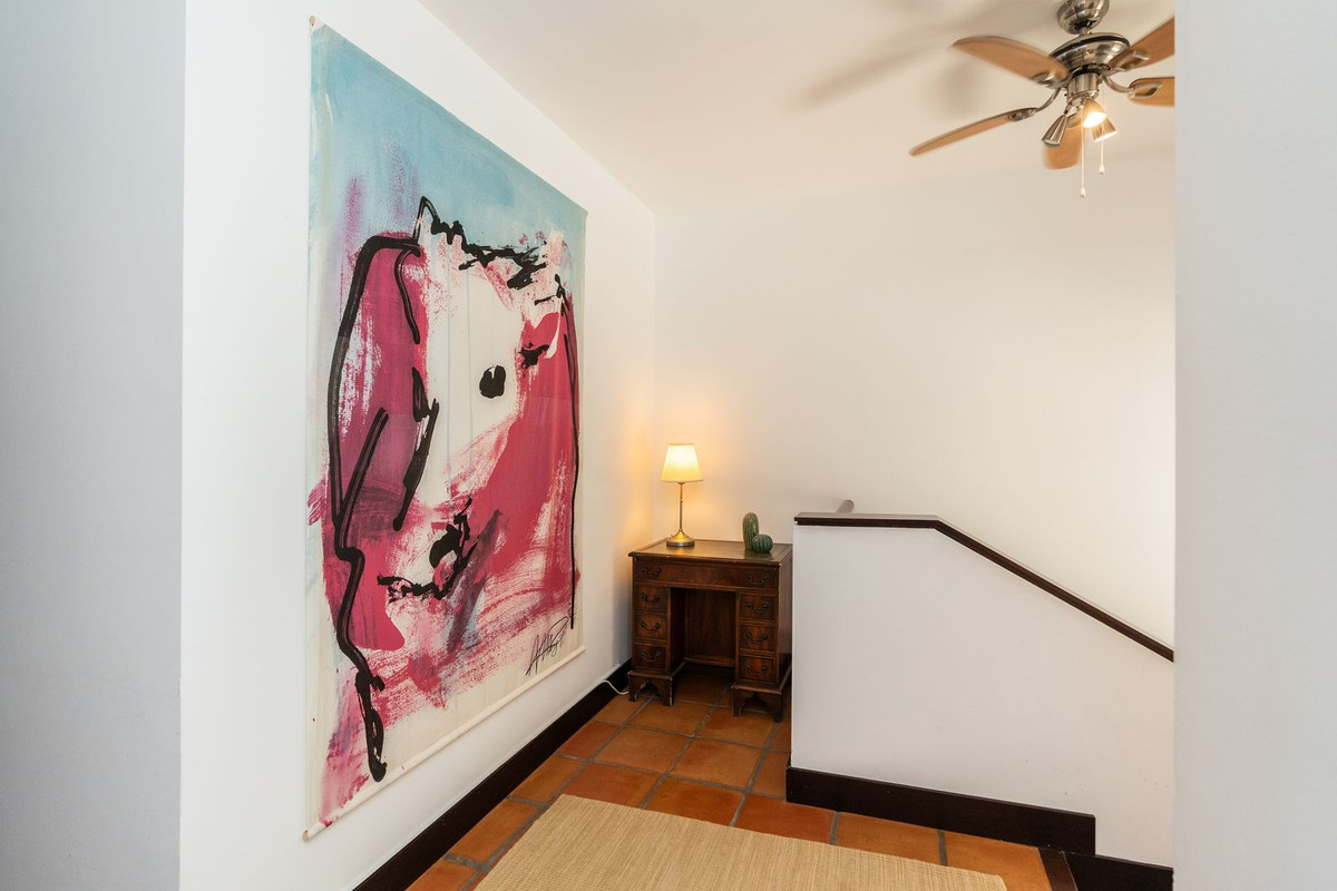 Te koop Herenhuis Costa Del Sol Benahavís € 695.000,-