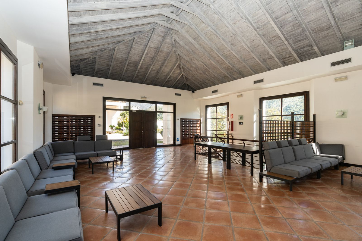 Te koop Herenhuis Costa Del Sol Benahavís € 695.000,-