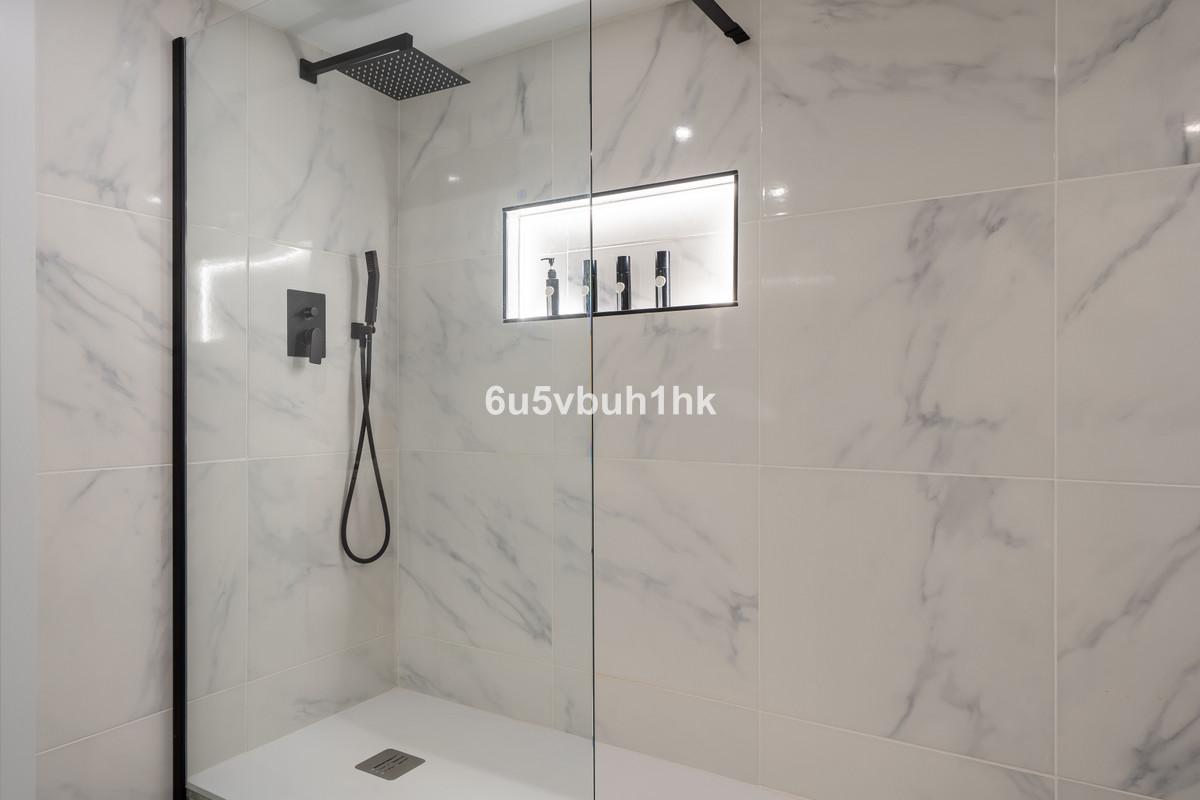 Te koop Herenhuis Costa Del Sol Sierrezuela € 781.000,-