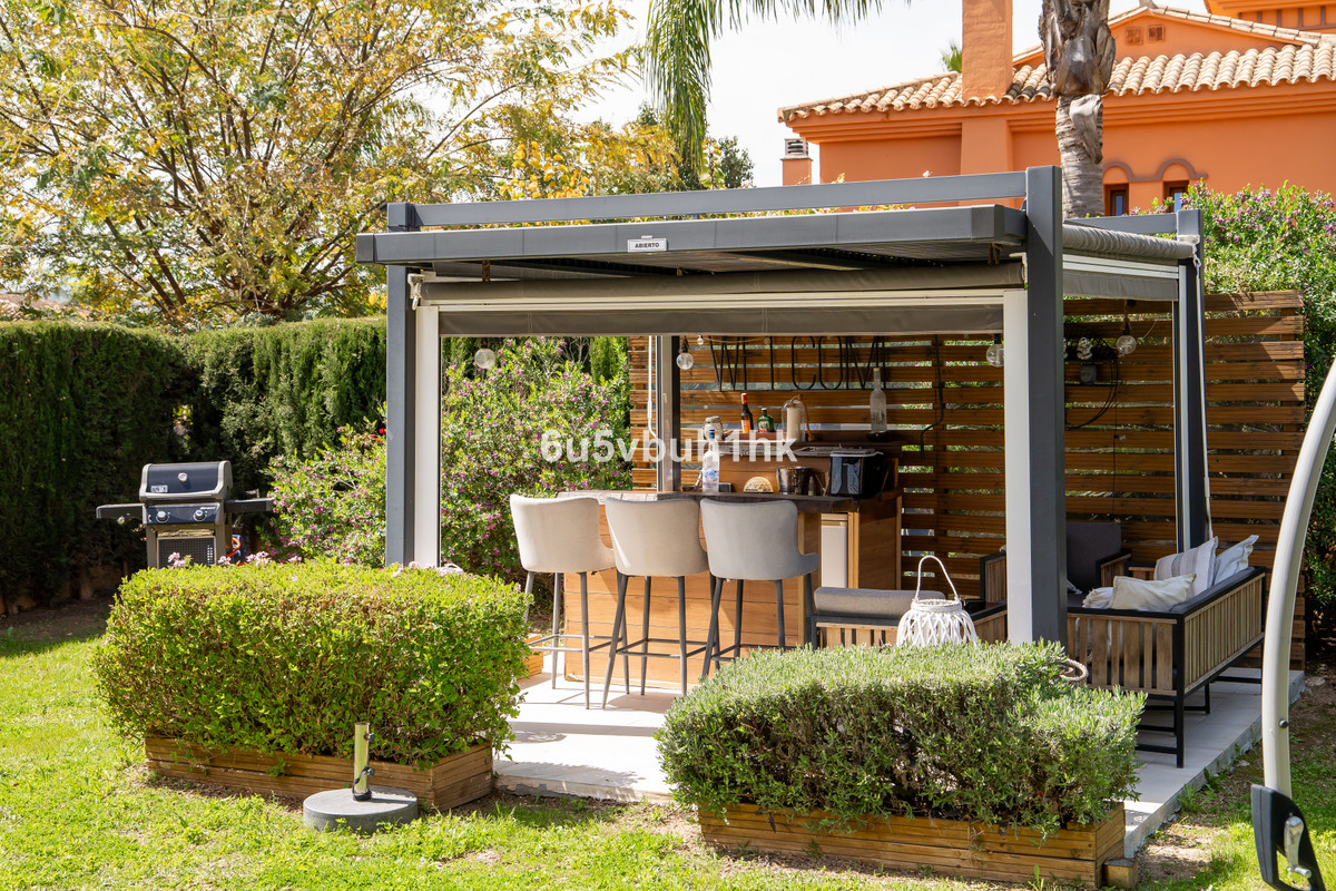 Te koop Herenhuis Costa Del Sol Sierrezuela € 781.000,-