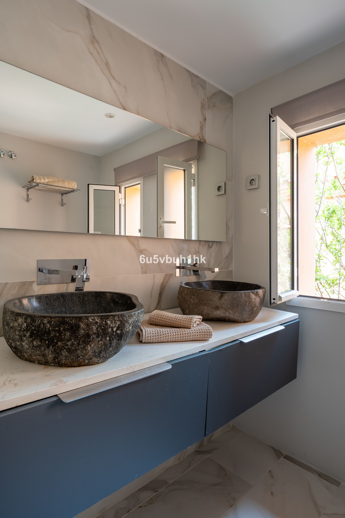 Te koop Herenhuis Costa Del Sol Sierrezuela € 781.000,-