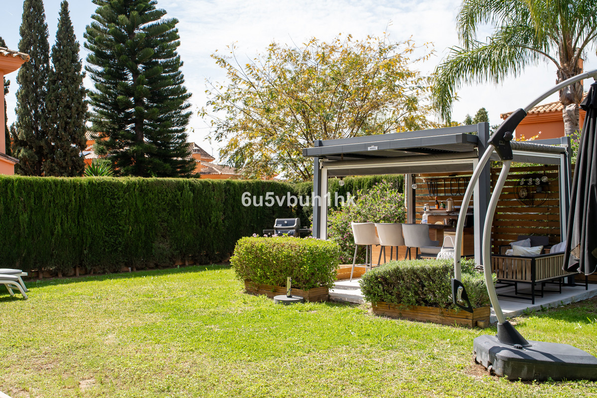 Te koop Herenhuis Costa Del Sol Sierrezuela € 781.000,-