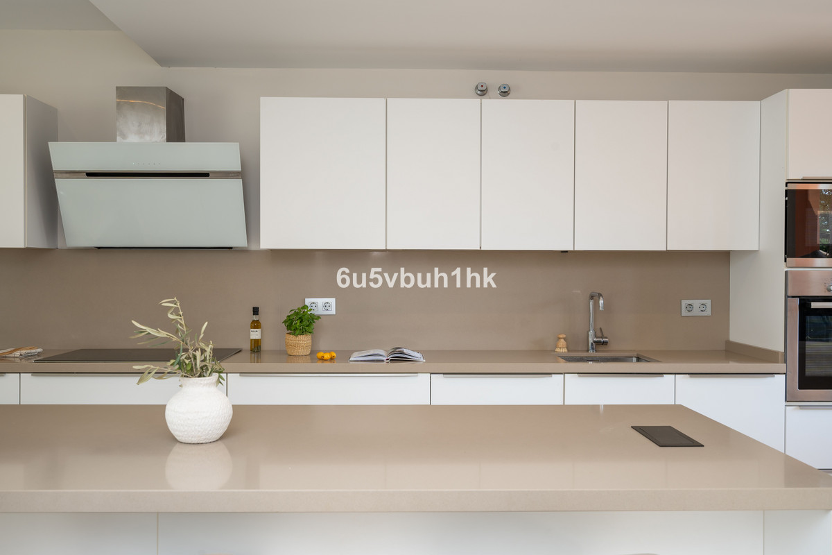 Te koop Herenhuis Costa Del Sol Sierrezuela € 781.000,-