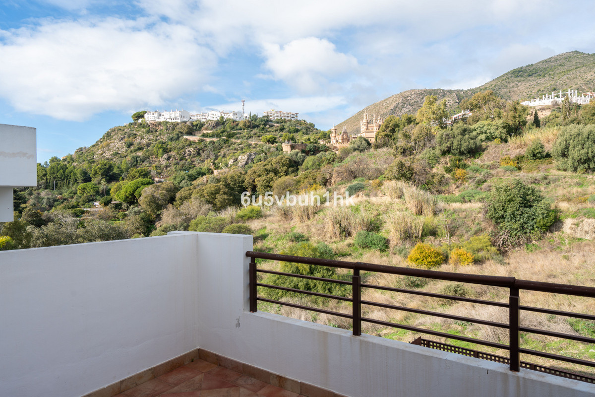 Te koop Half vrijstaand huis Costa Del Sol Benalmadena Pueblo € 890.000,-