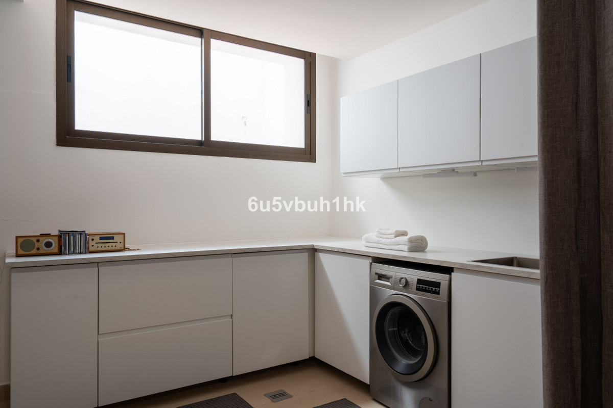 Te koop Half vrijstaand huis Costa Del Sol Benalmadena Pueblo € 890.000,-