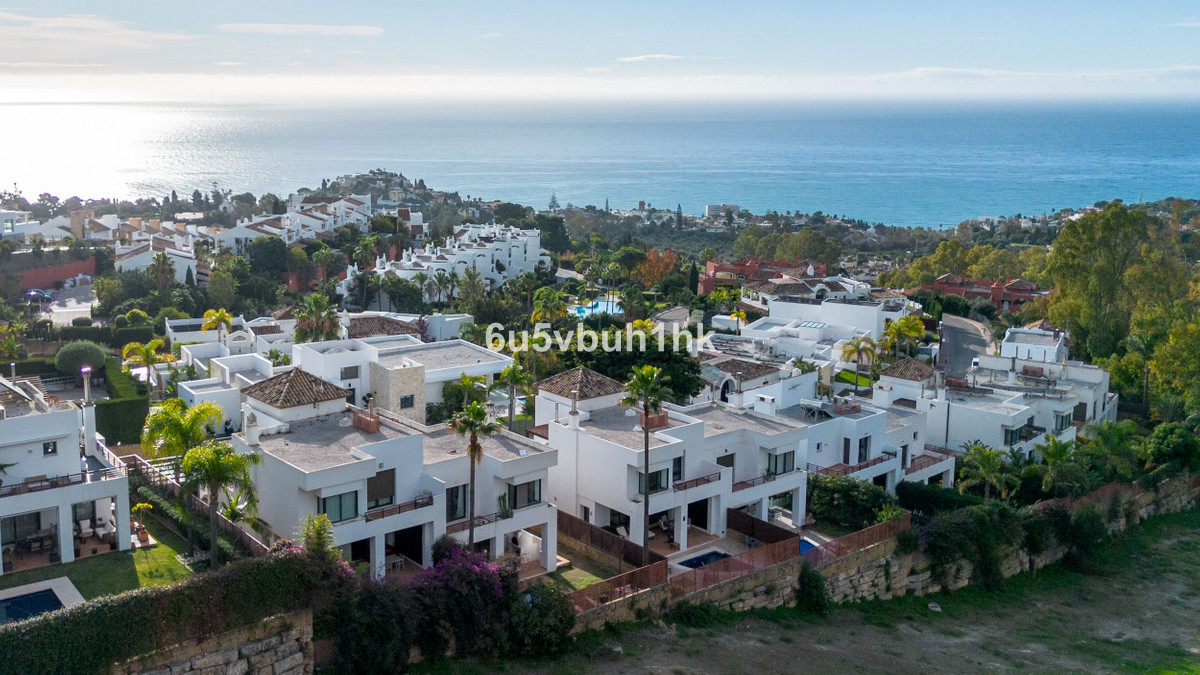 Te koop Half vrijstaand huis Costa Del Sol Benalmadena Pueblo € 890.000,-