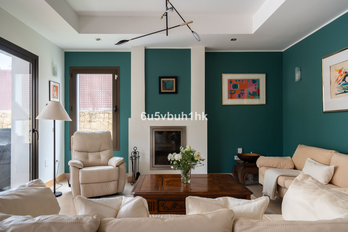 Te koop Half vrijstaand huis Costa Del Sol Benalmadena Pueblo € 890.000,-