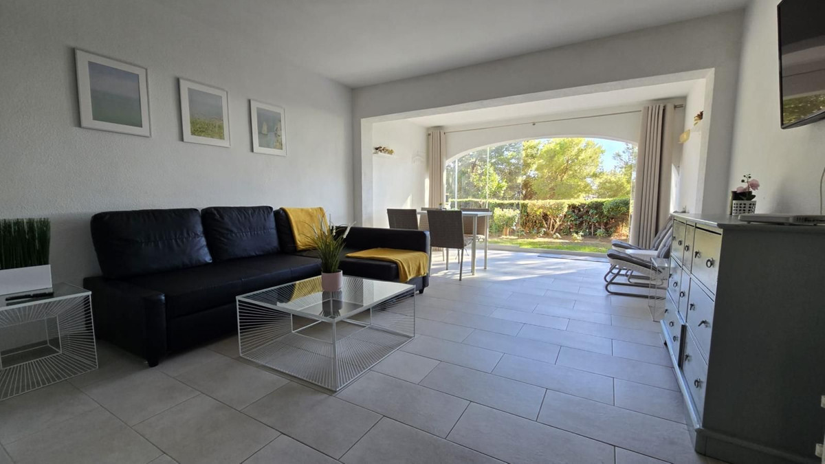 Te koop Ground Floor Studio Costa Del Sol Miraflores € 259.000,-