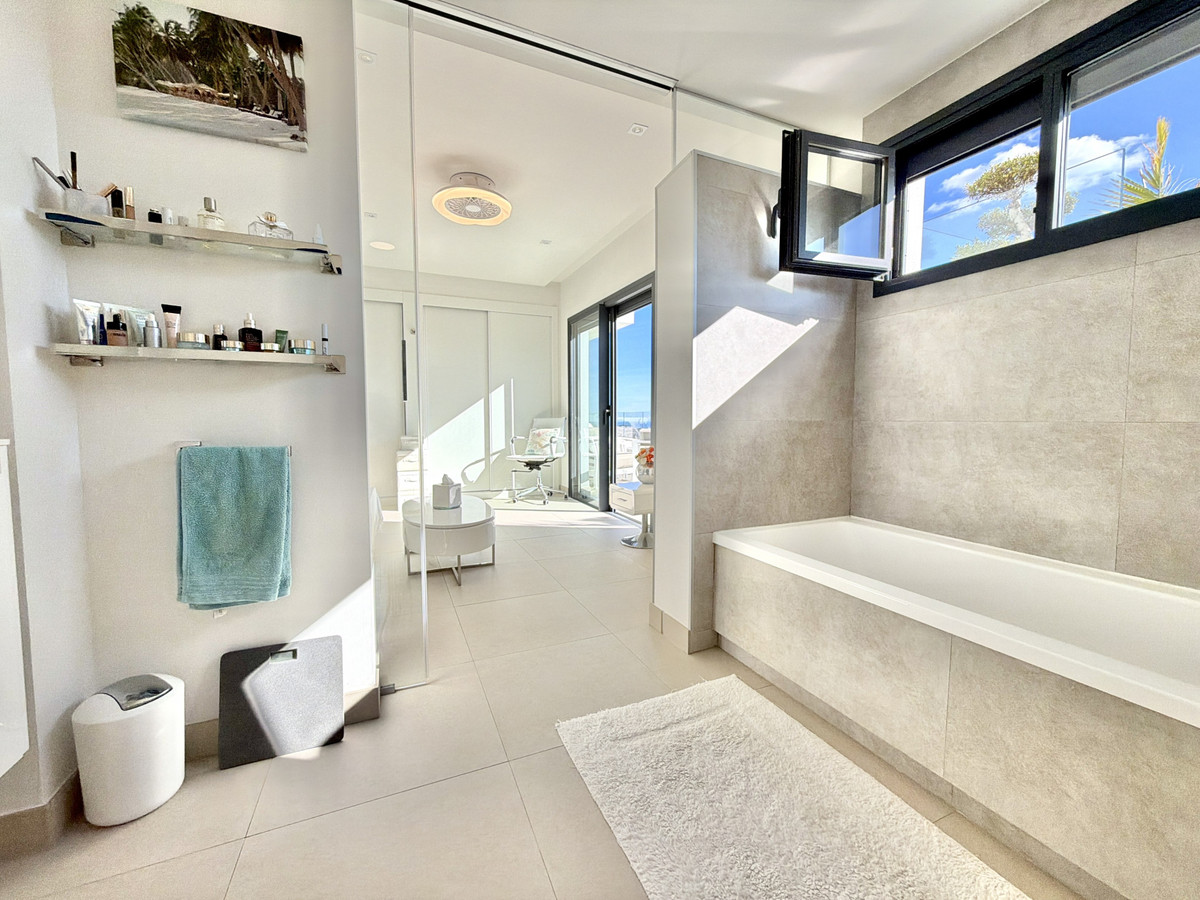 Te koop Penthouse Costa Del Sol Calanova Golf € 995.000,-