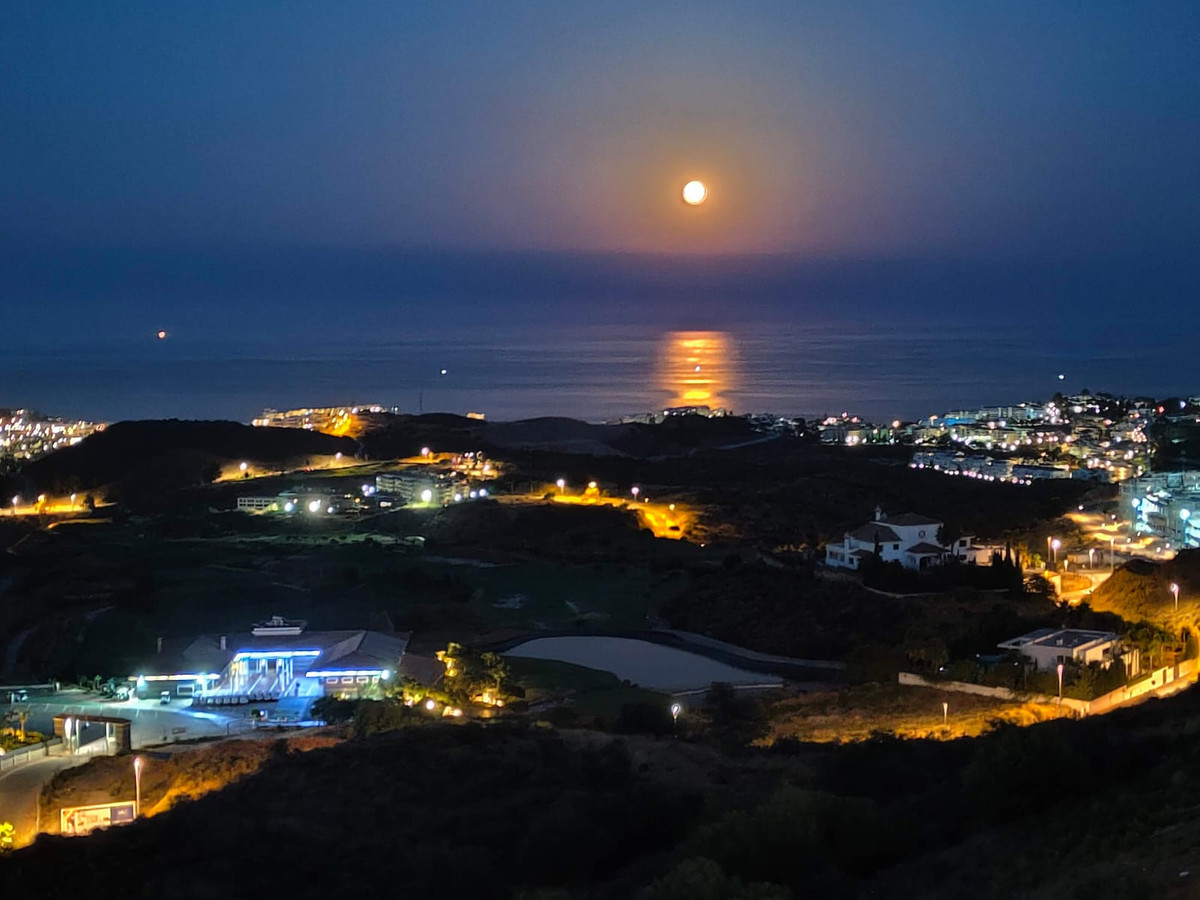 Te koop Penthouse Costa Del Sol Calanova Golf € 995.000,-