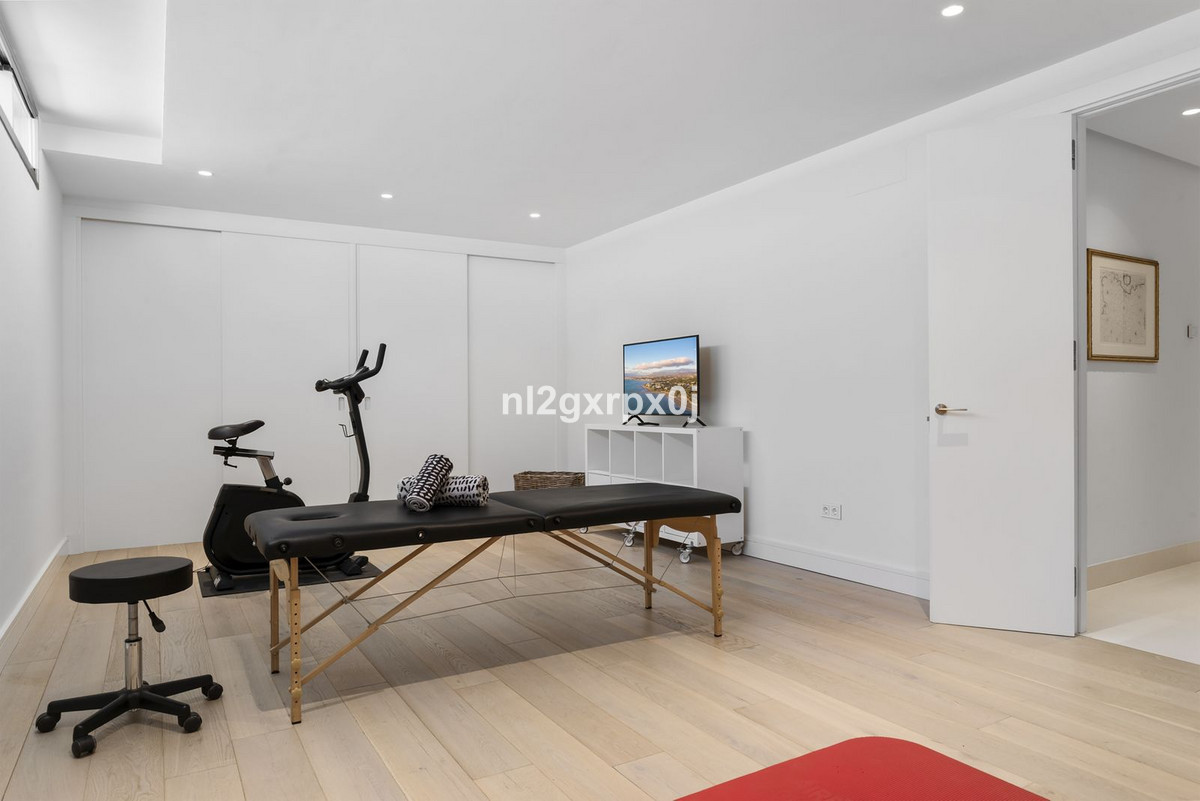 Te koop Vrijstaande Villa Costa Del Sol Marbella € 3.200.000,-