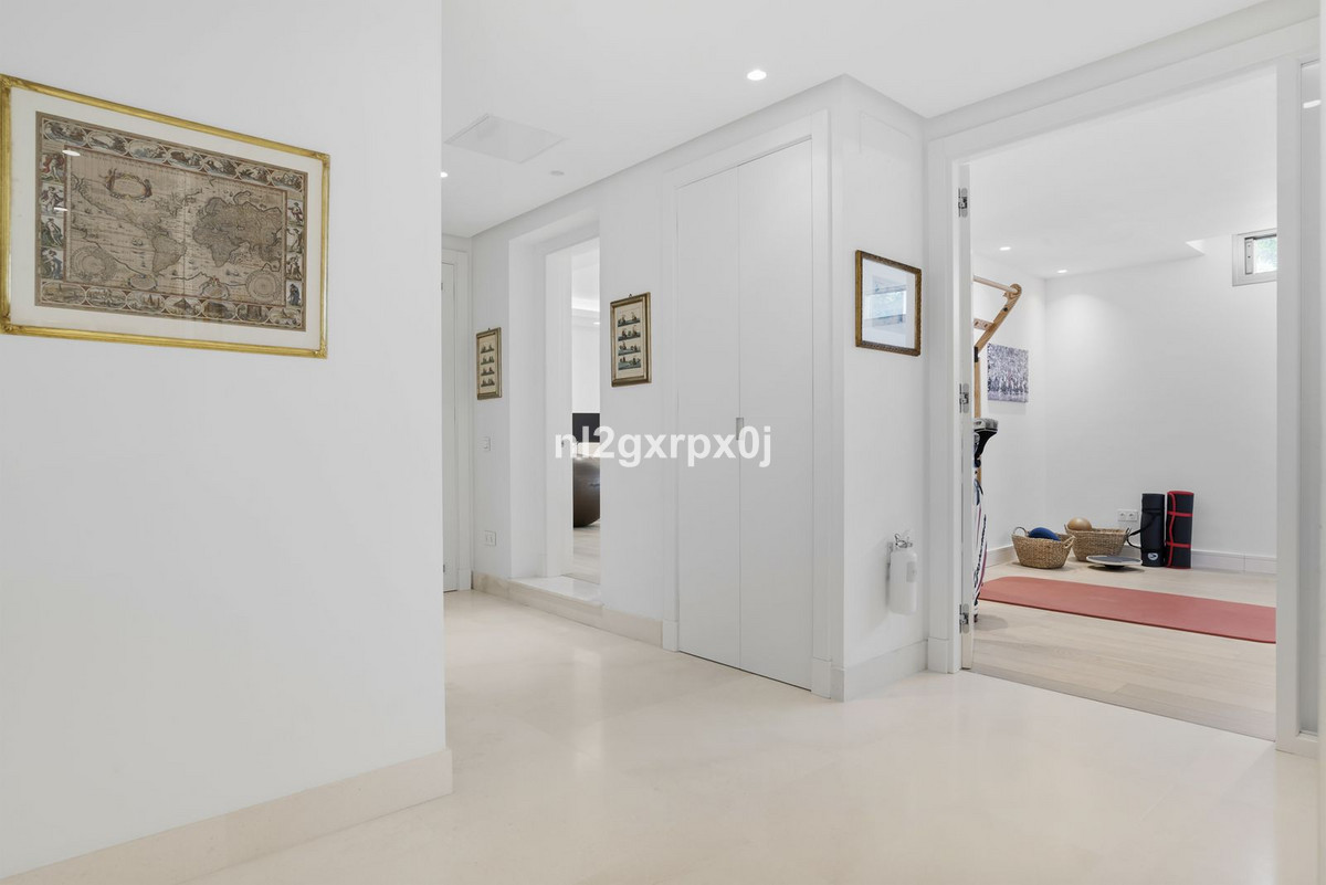 Te koop Vrijstaande Villa Costa Del Sol Marbella € 3.200.000,-