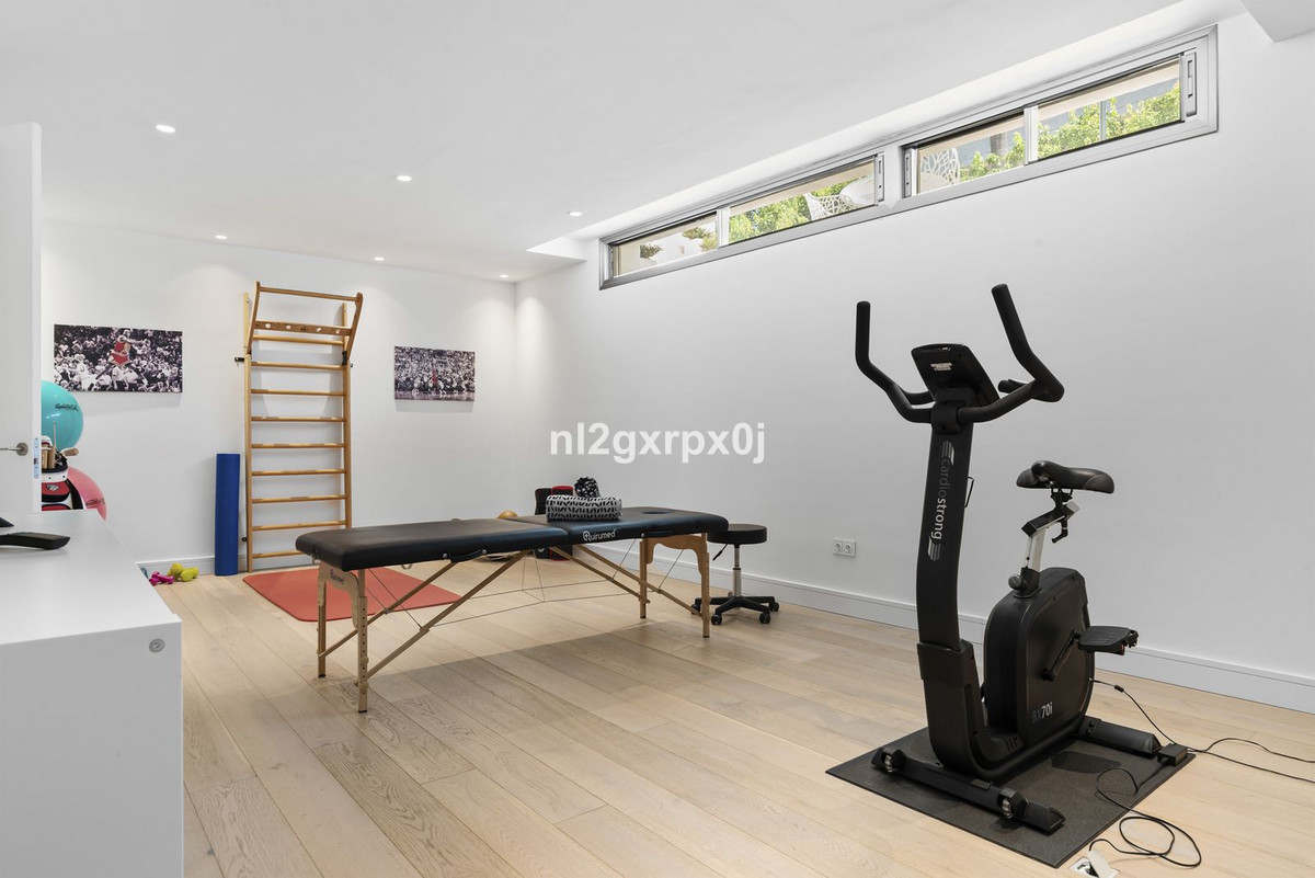 Te koop Vrijstaande Villa Costa Del Sol Marbella € 3.200.000,-