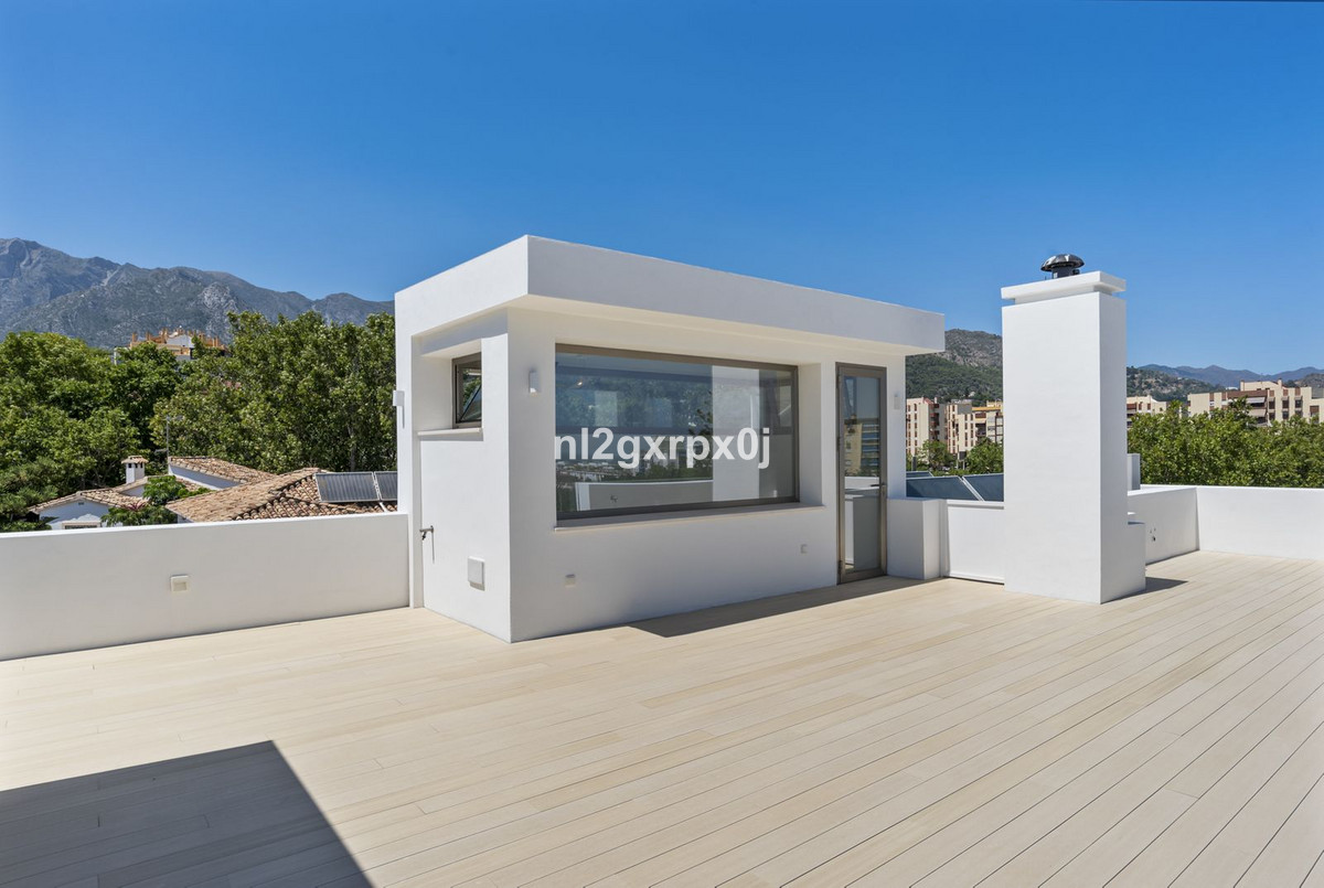 Te koop Vrijstaande Villa Costa Del Sol Marbella € 3.200.000,-