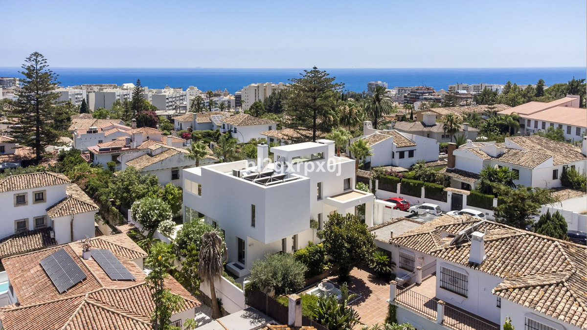 Te koop Vrijstaande Villa Costa Del Sol Marbella € 3.200.000,-
