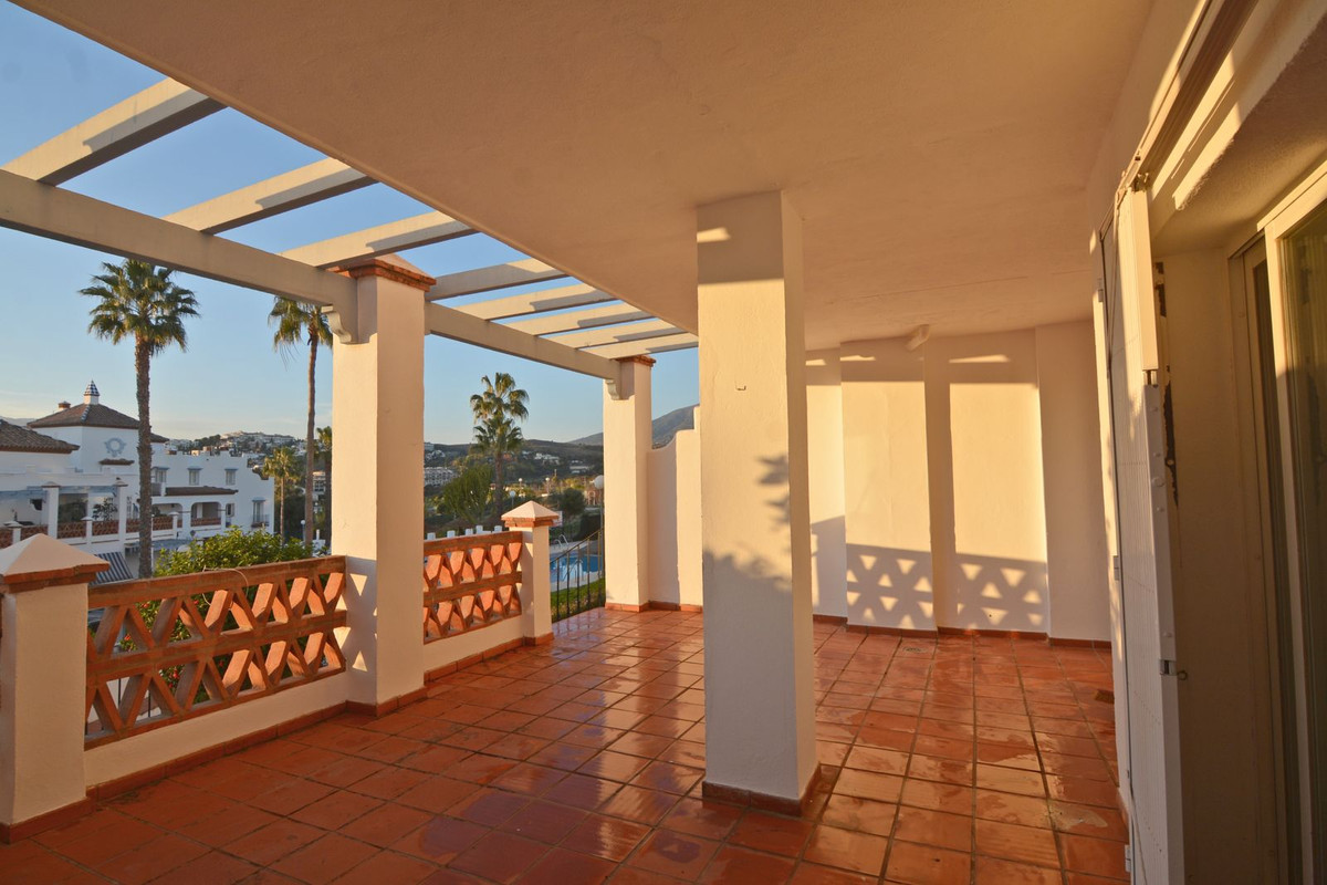 Te koop Middle Floor Apartment Costa Del Sol Mijas Golf € 305.000,-