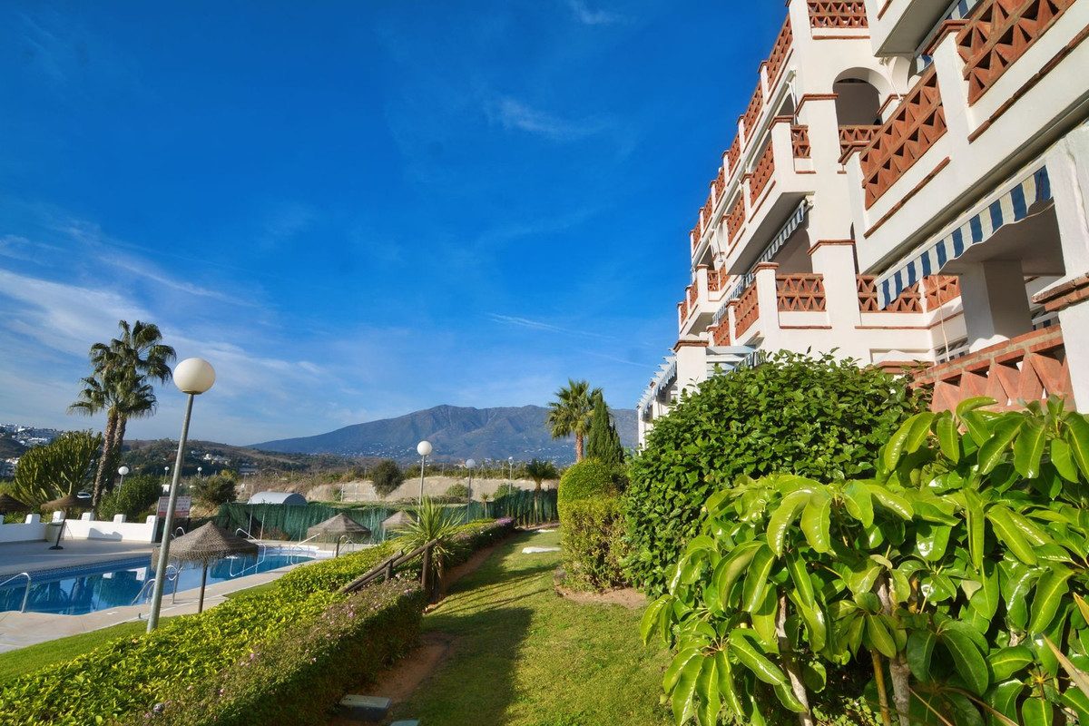Te koop Middle Floor Apartment Costa Del Sol Mijas Golf € 305.000,-