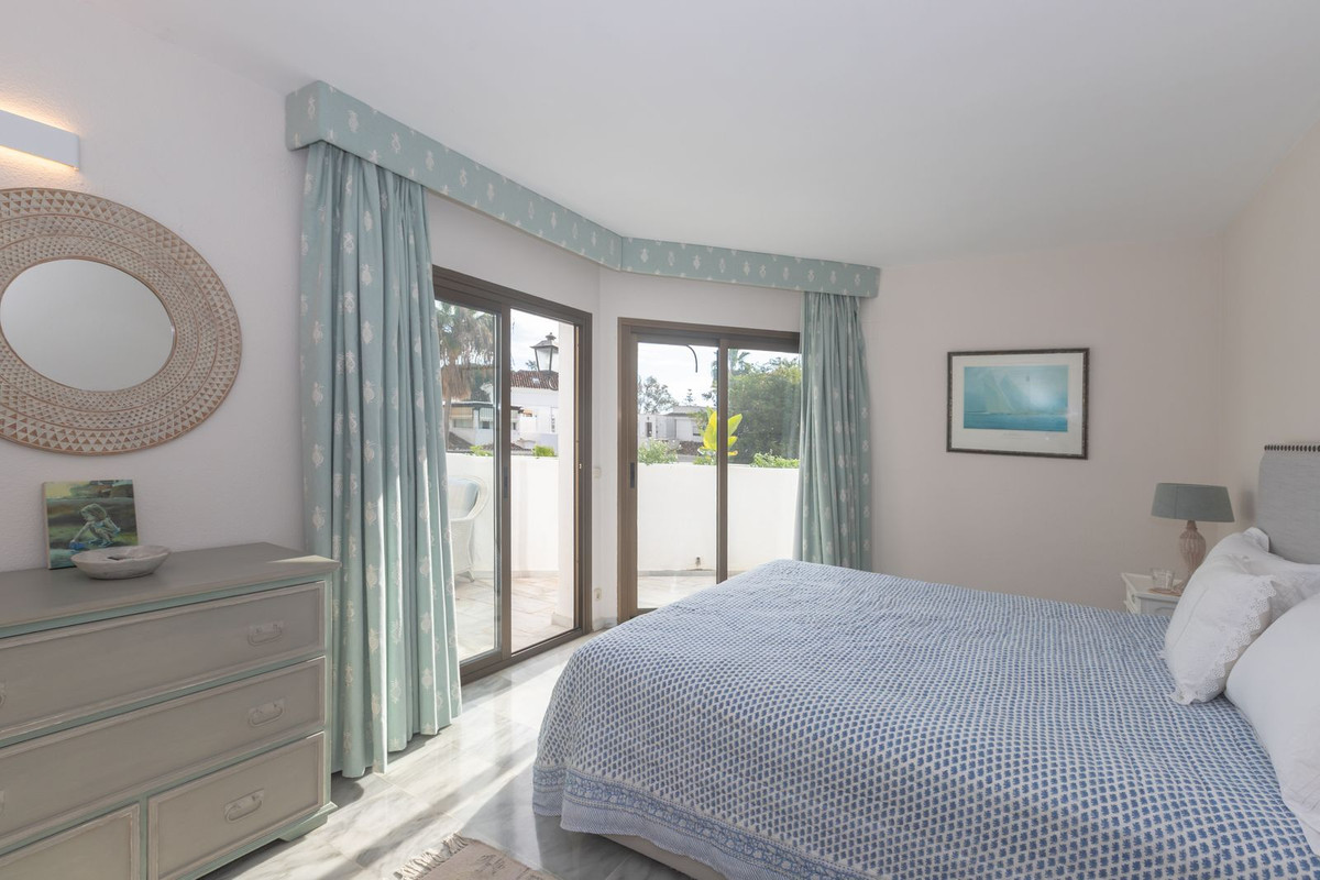 Te koop Penthouse Duplex Costa Del Sol Elviria € 795.000,-