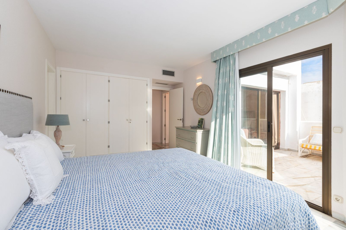 Te koop Penthouse Duplex Costa Del Sol Elviria € 795.000,-