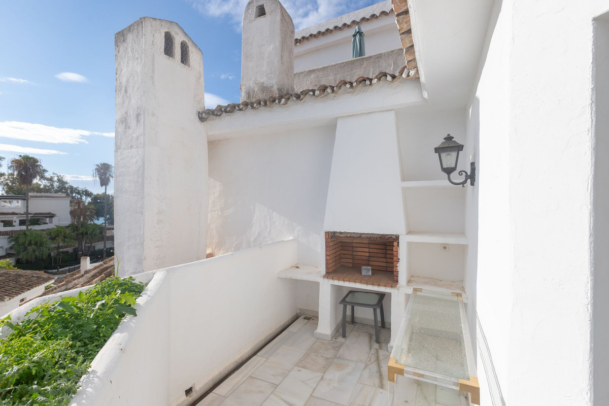 Te koop Penthouse Duplex Costa Del Sol Elviria € 795.000,-