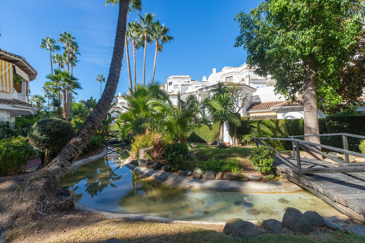 Te koop Penthouse Duplex Costa Del Sol Elviria € 795.000,-