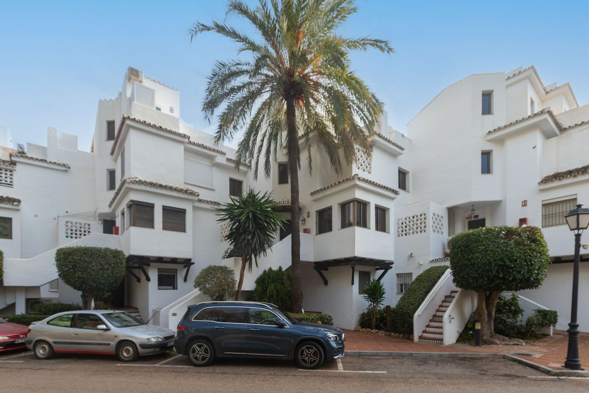 Te koop Penthouse Duplex Costa Del Sol Elviria € 795.000,-