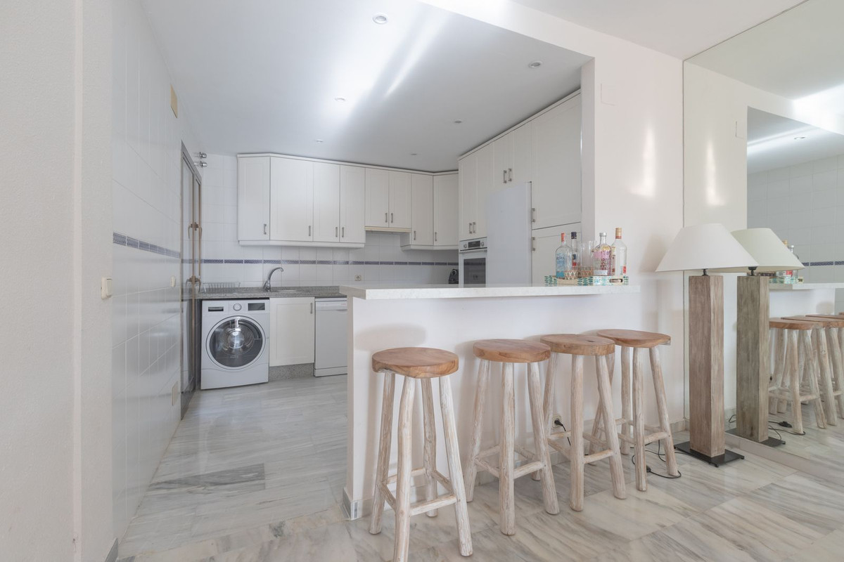 Te koop Penthouse Duplex Costa Del Sol Elviria € 795.000,-