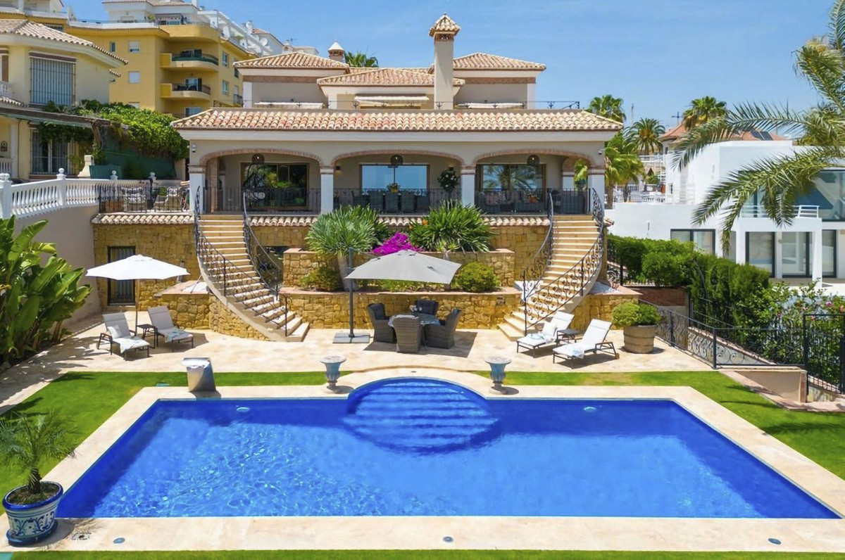 Te koop Vrijstaande Villa Costa Del Sol La Cala De Mijas € 3.650.000,-
