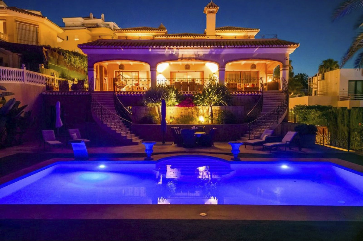 Te koop Vrijstaande Villa Costa Del Sol La Cala De Mijas € 3.650.000,-