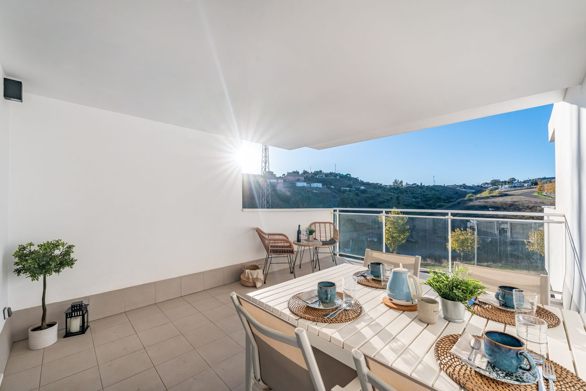 Te koop Middle Floor Apartment Costa Del Sol La Cala Golf € 395.000,-