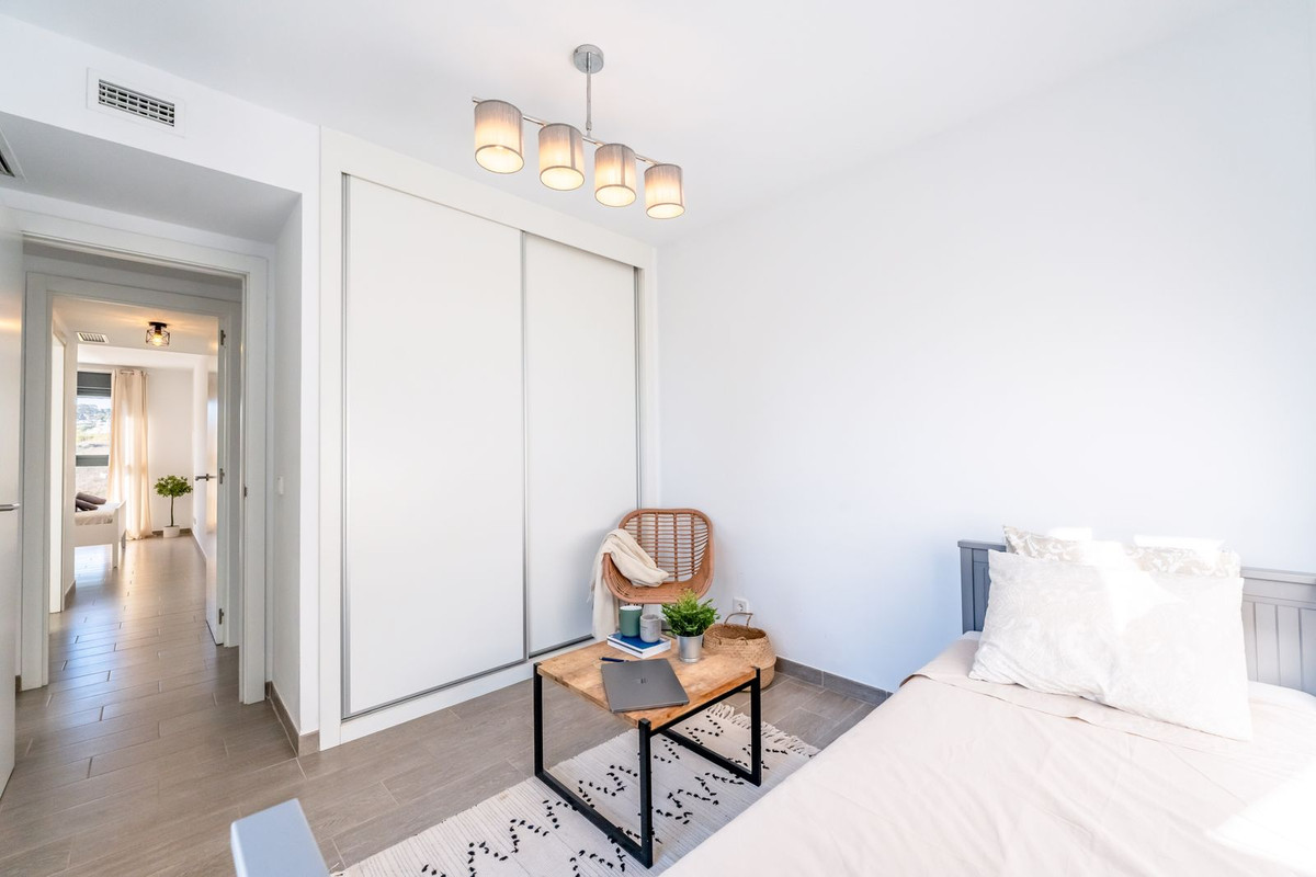 Te koop Middle Floor Apartment Costa Del Sol La Cala Golf € 395.000,-