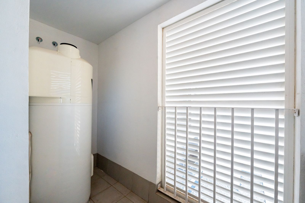 Te koop Middle Floor Apartment Costa Del Sol La Cala Golf € 395.000,-