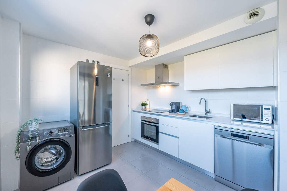 Te koop Middle Floor Apartment Costa Del Sol La Cala Golf € 395.000,-