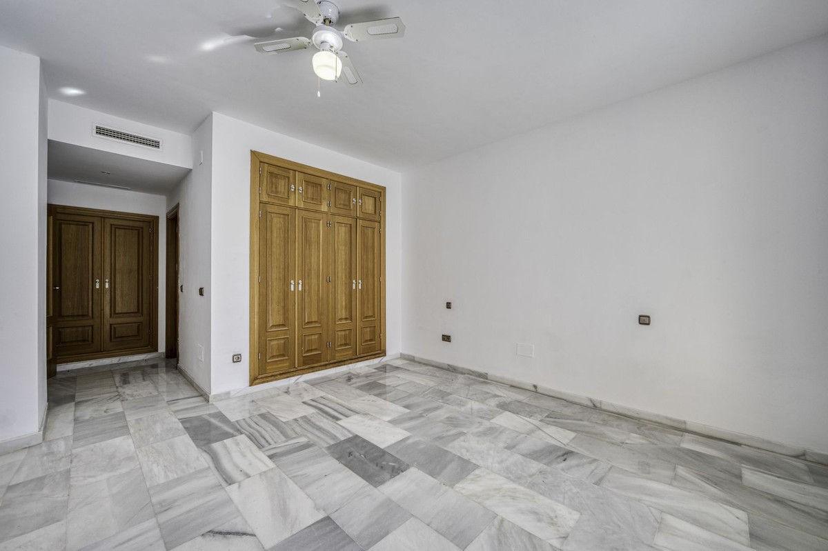 Te koop Vrijstaande Villa Costa Del Sol El Rosario € 2.000.000,-