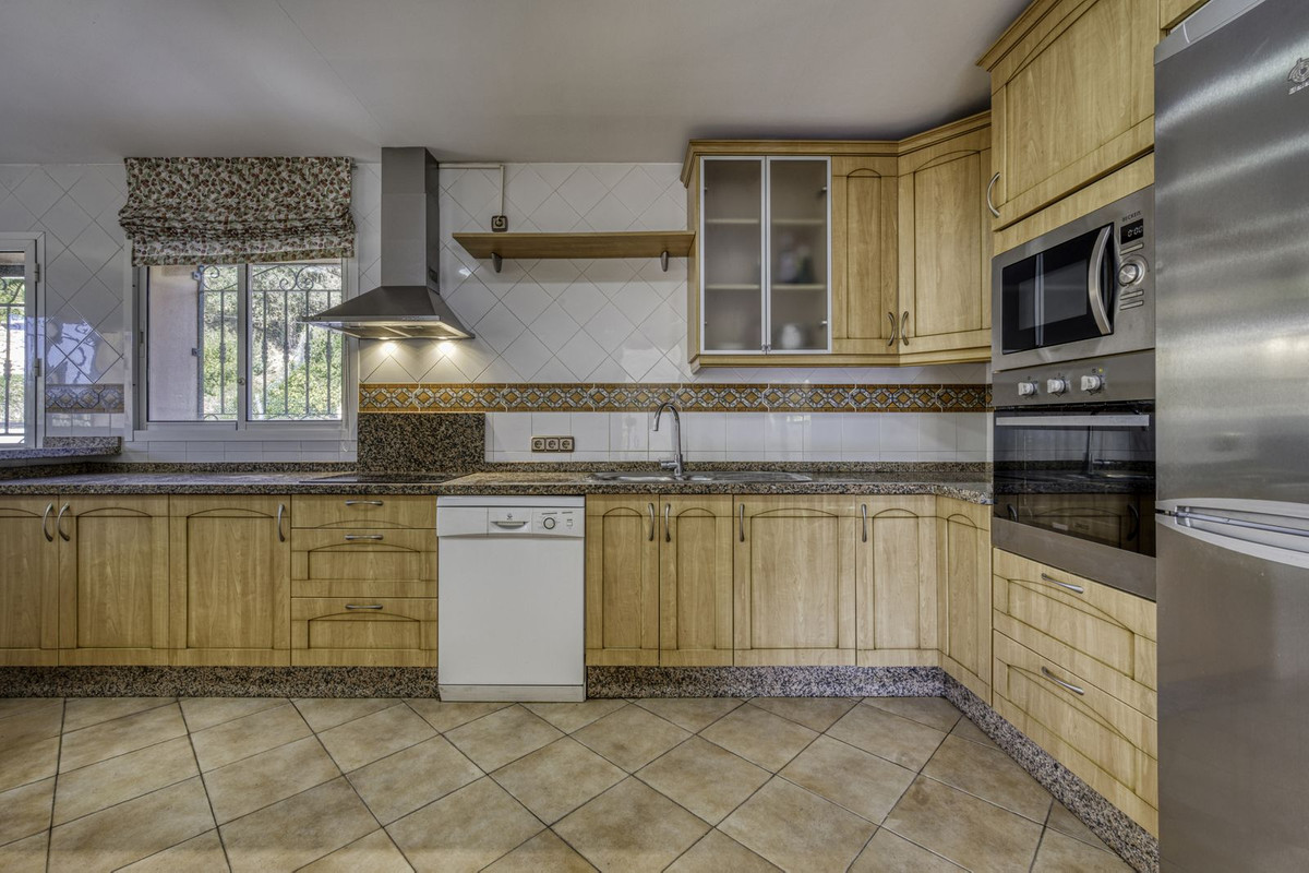 Te koop Vrijstaande Villa Costa Del Sol El Rosario € 2.000.000,-