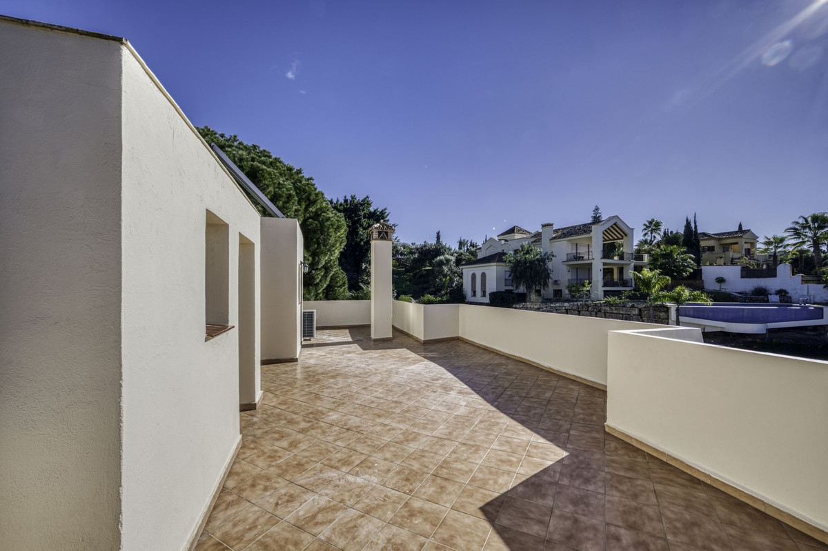 Te koop Vrijstaande Villa Costa Del Sol El Rosario € 2.000.000,-