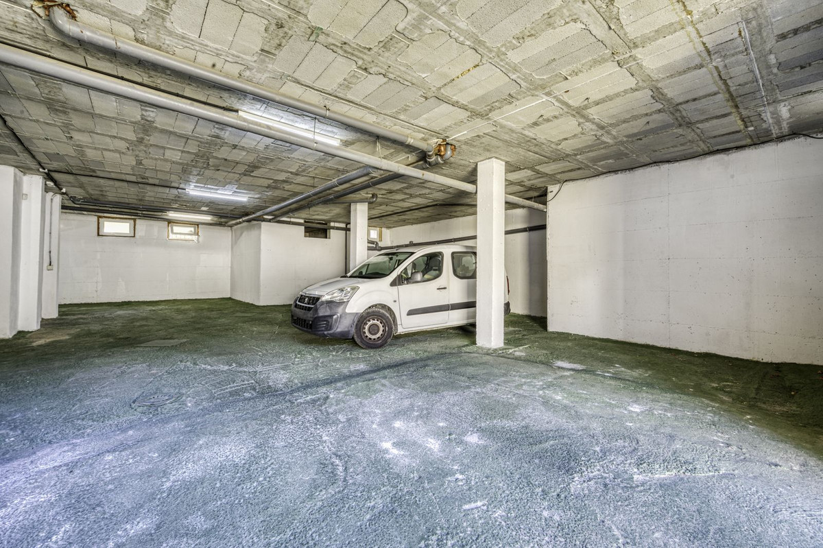 Te koop Vrijstaande Villa Costa Del Sol El Rosario € 2.000.000,-