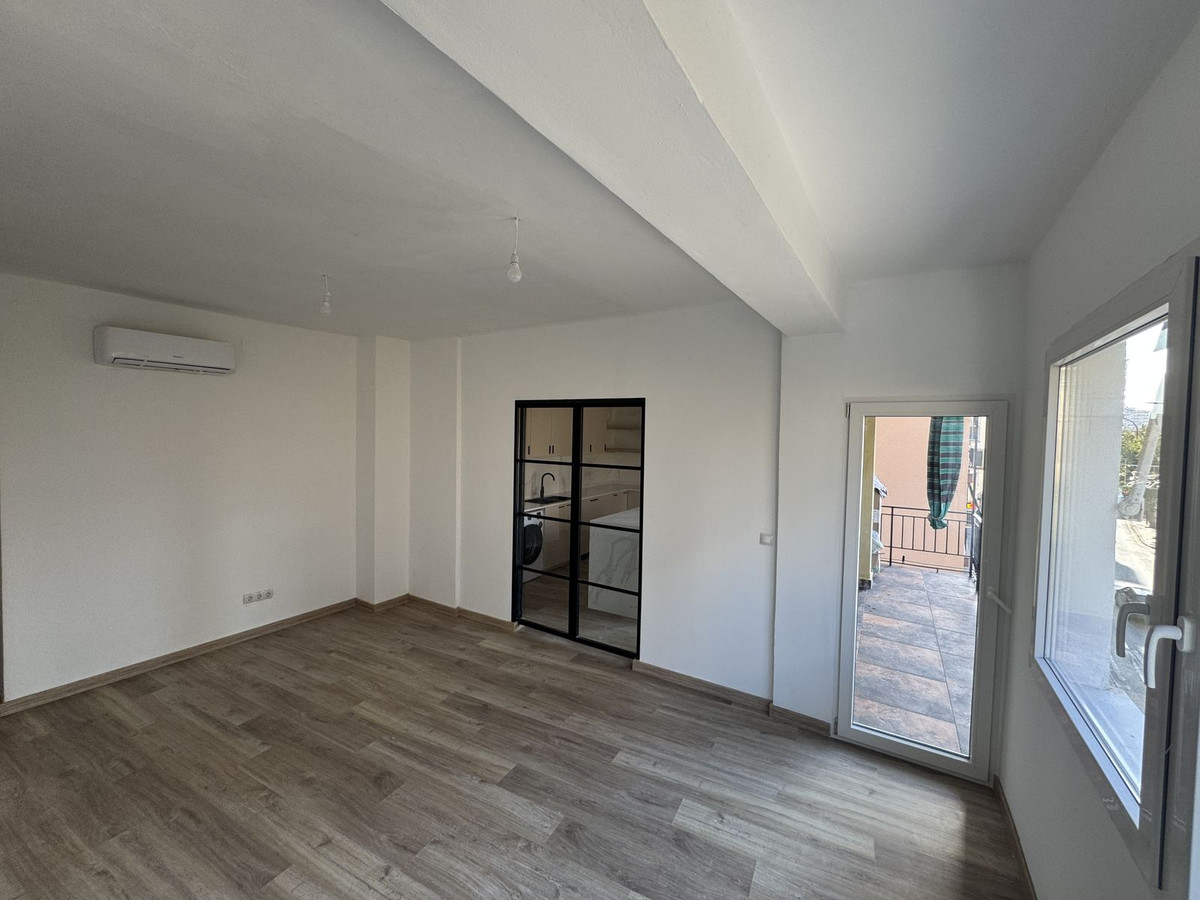 Te koop Middle Floor Apartment Costa Del Sol Málaga Centro € 410.000,-