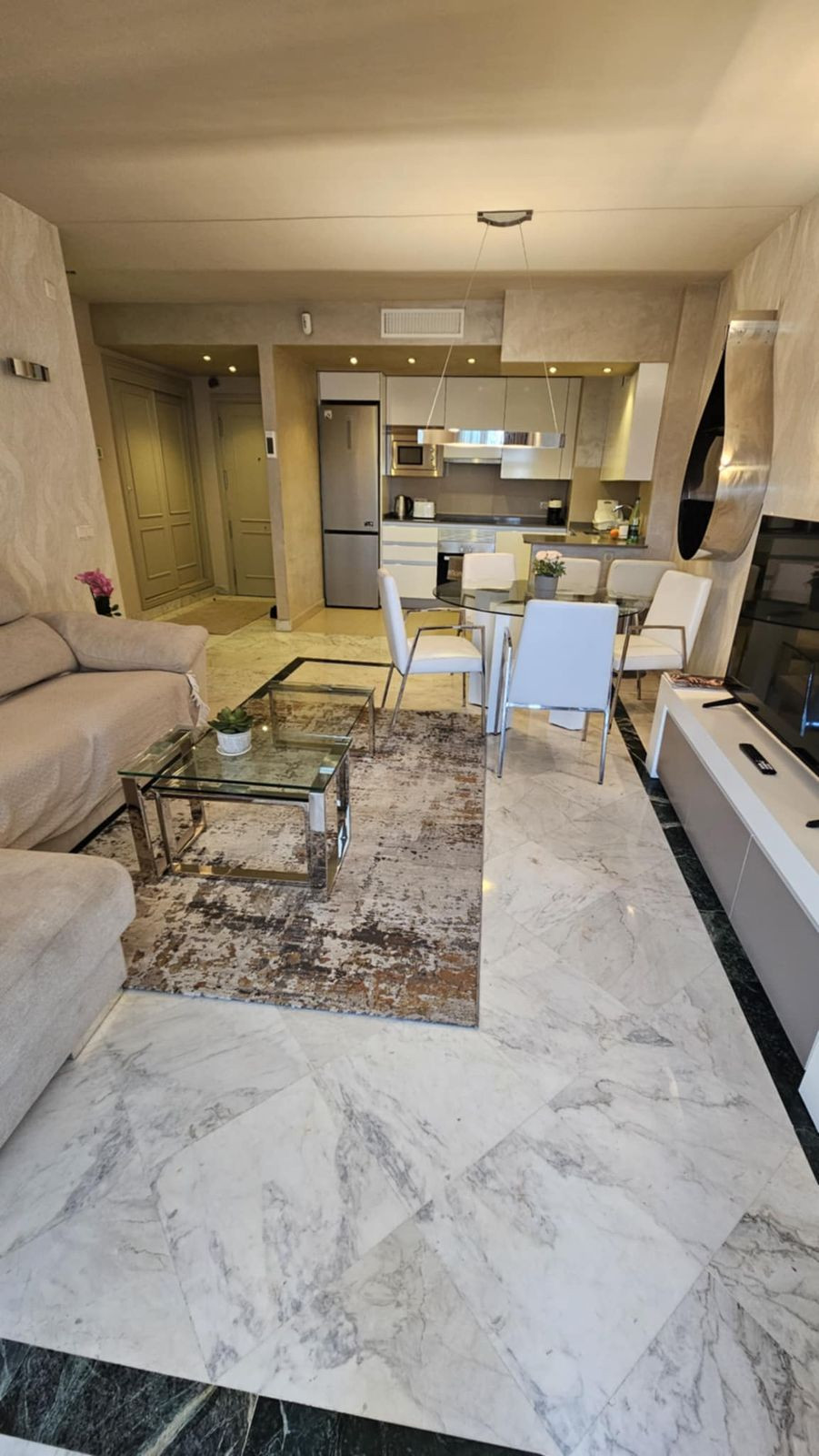 Te koop Middle Floor Apartment Costa Del Sol Puerto Banús € 619.999,-