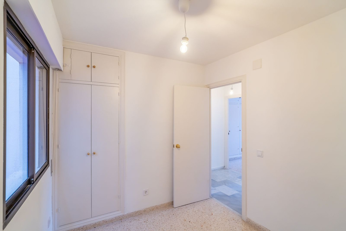 Te koop Middle Floor Apartment Costa Del Sol Fuengirola € 319.000,-