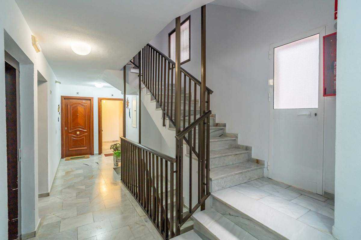 Te koop Middle Floor Apartment Costa Del Sol Fuengirola € 319.000,-